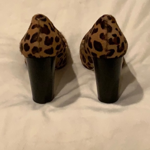 DKNY Pumps - Picture 6 of 8